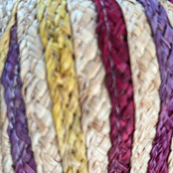 Lucky Brand straw/raffia shoulder bag with adjustable canvas straps - Picture 14 of 14